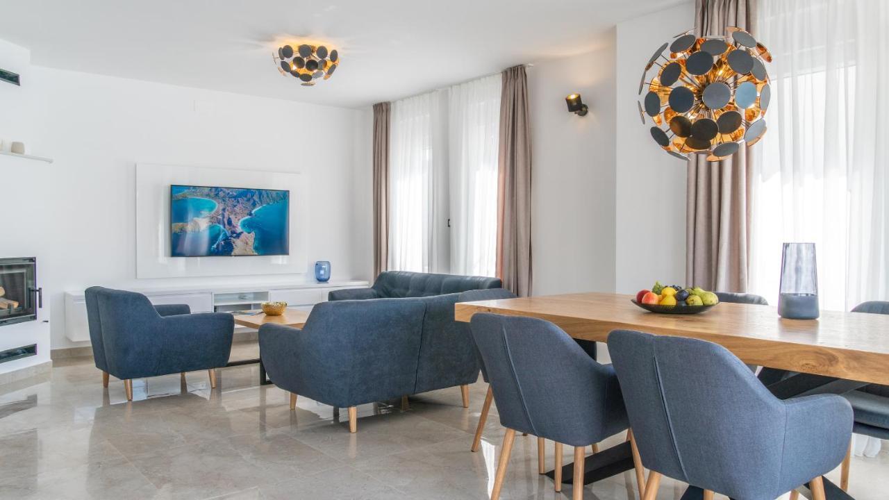 Villa Dea - Dein Rueckzugsort Am Meer Mit Beheiztem Pool Vrsi Extérieur photo