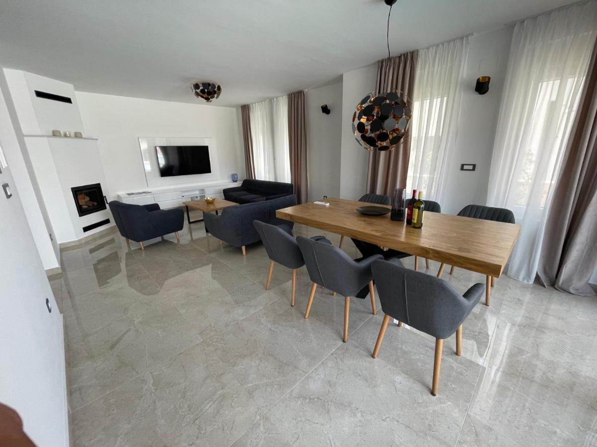 Villa Dea - Dein Rueckzugsort Am Meer Mit Beheiztem Pool Vrsi Extérieur photo