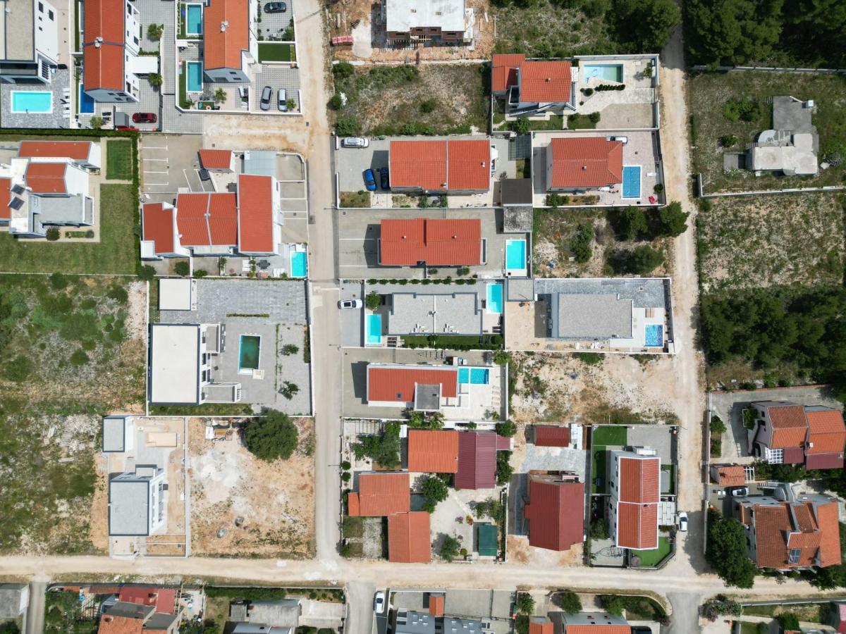 Villa Dea - Dein Rueckzugsort Am Meer Mit Beheiztem Pool Vrsi Extérieur photo
